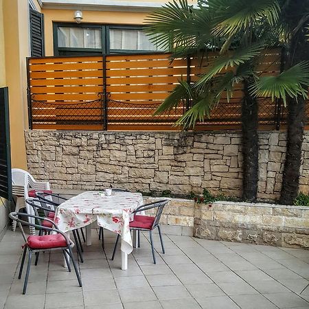 Holiday House Sara Opatija Exterior foto